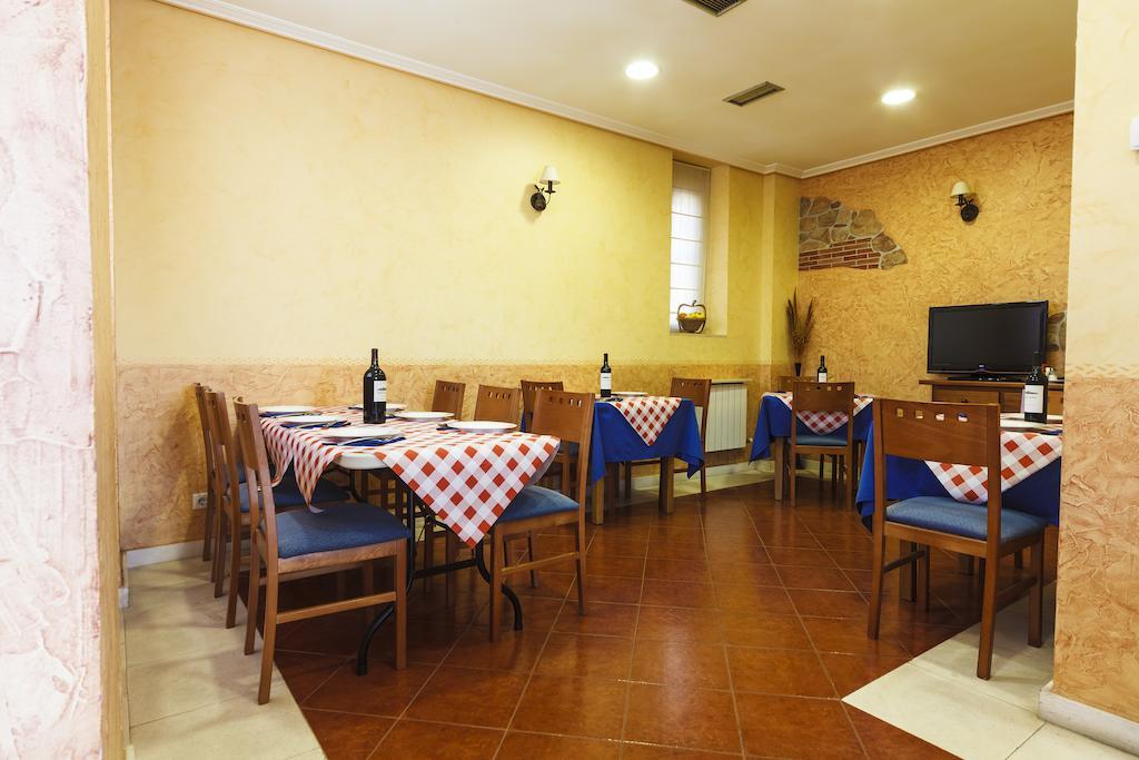 Hotel Rural La Consulta De Isar Ngoại thất bức ảnh